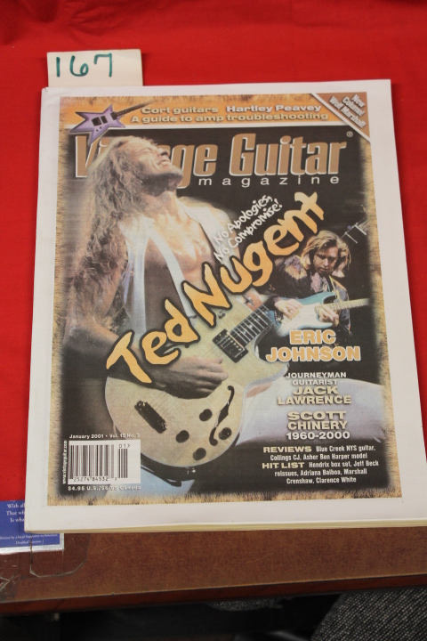 Meeker, Ward [Editor]: Vintage Guitar Magazine: January 200l - Volume 15, No....