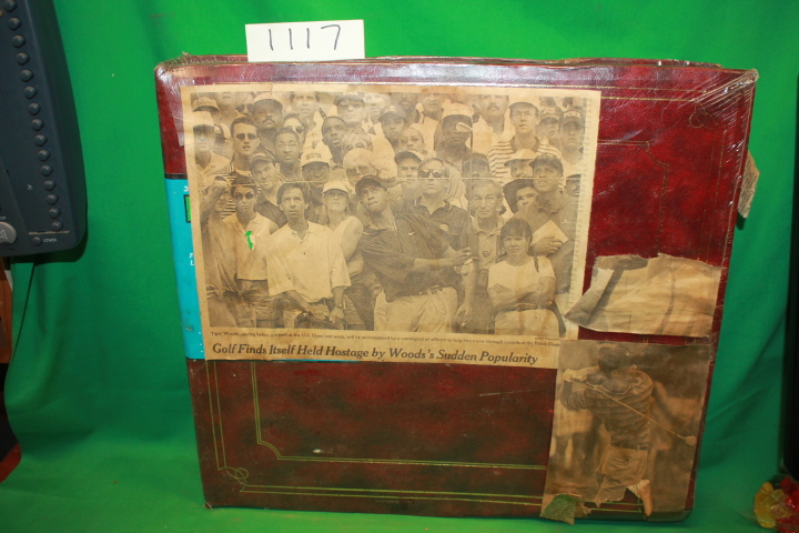 Tiger Woods Scrapbook: Tiger Woods Scrapbook