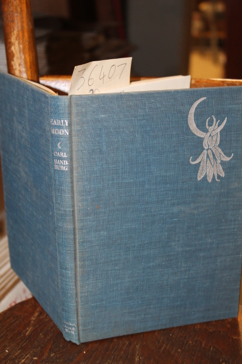 Sandburg, Carl: Early Moon