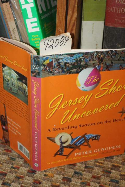 Genovese, Peter: The Jersey Shore Uncovered: A Revealing Season on the Beach