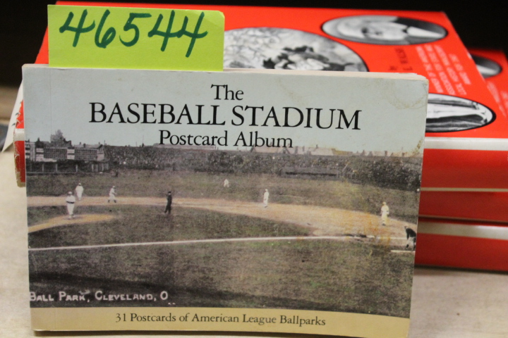 Gershman, Michael: The Baseball Stadium Postcard Album: 31 Postcards of Ameri...