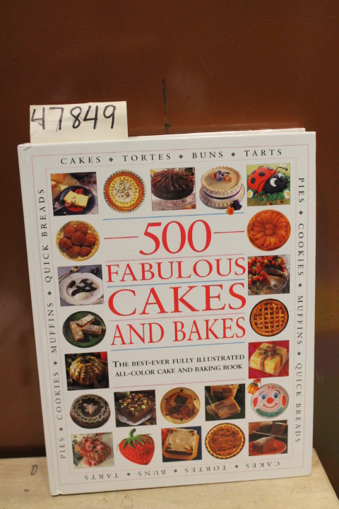 Publishing, Smithmark: 500 Fabulous Cakes and Bakes