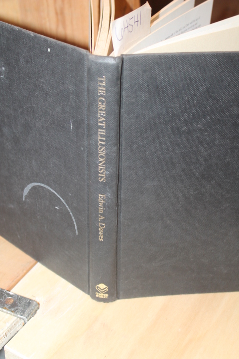 Dawes, Edwin: The Great Illusionists