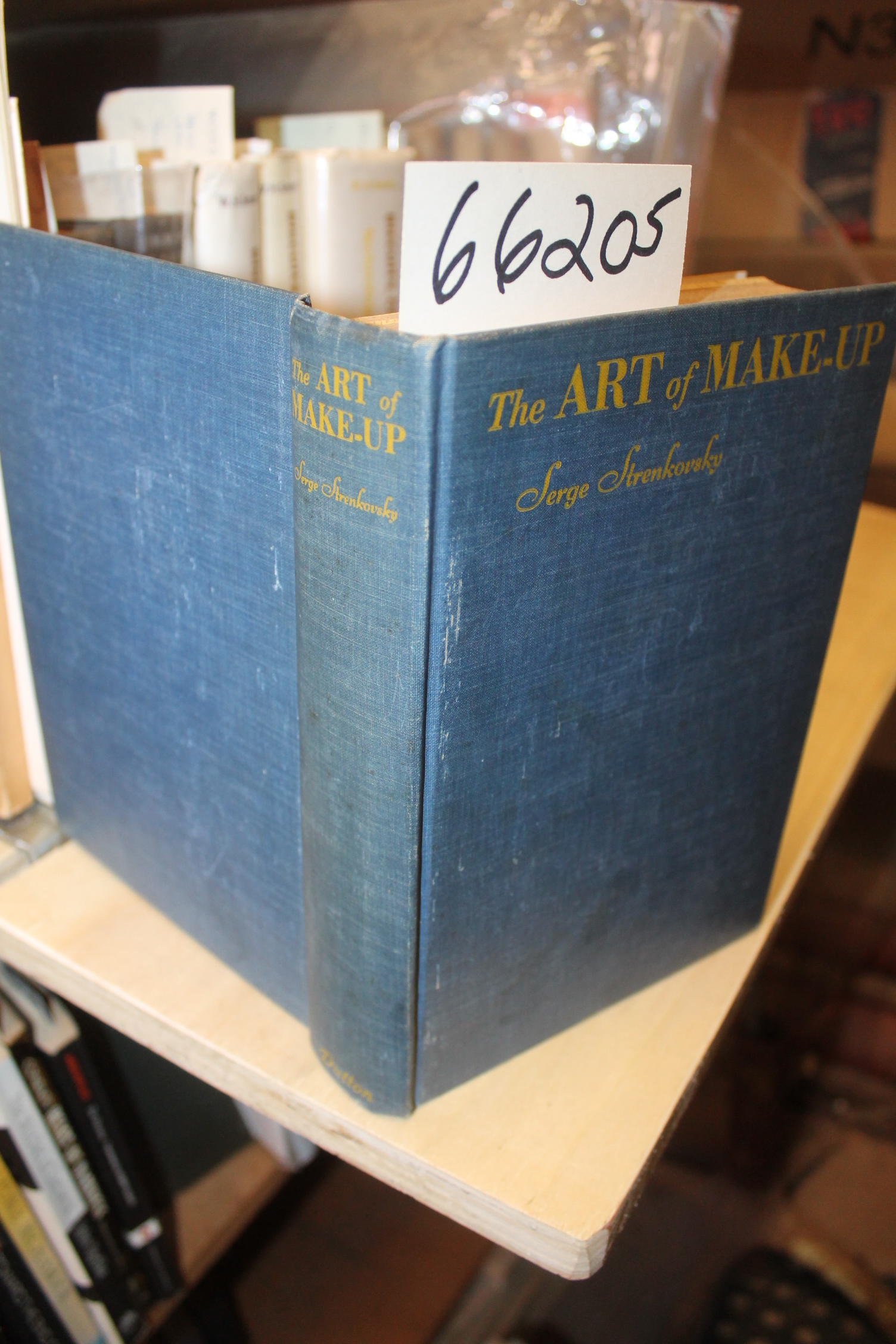 Strenkovsky, Serge: Art of Make-Up