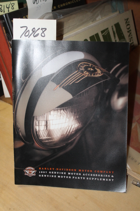 Harley  Davidson: Harley  Davidson Motor Company: Geniune Motor Accessories &...