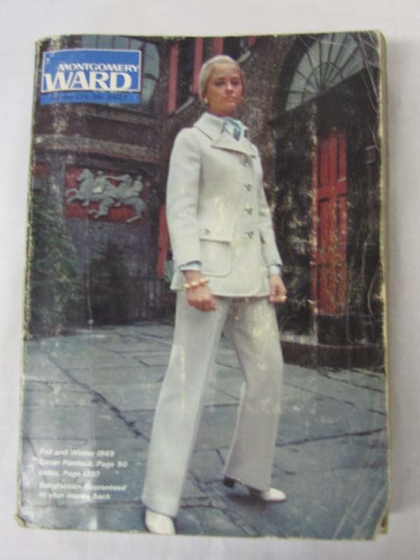 Montgomery Ward: 1969 Montgomery Ward Fall/Winter Catalog 1969 VERY GOOD