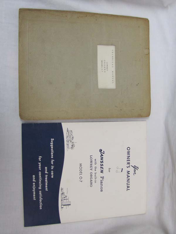 Owner's Manual: Technical Manual Lowrey Organo Model 0-7 JANSSEN PIANO