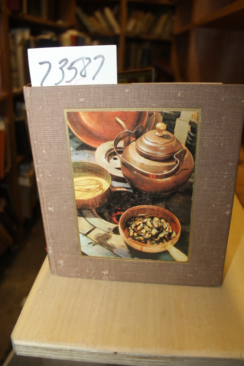 Lavin, Edwin: Traditional Recipes of the Provinces of France selected by Curn...