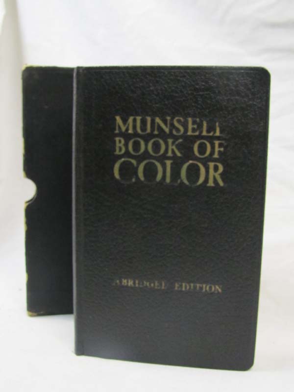 Munsell, A. H.: Munsell Book of Color: Defining, Explaining, and Illustrating...