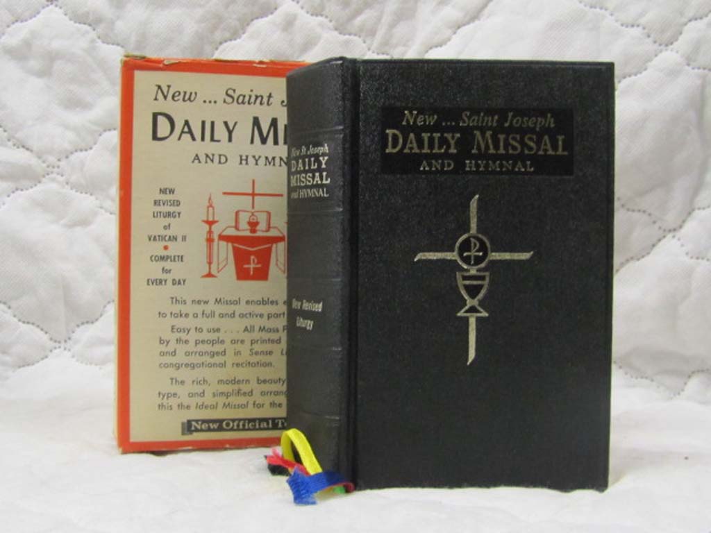 St. Joseph; Saint Joseph Daily Missal: Saint Joseph Daily Missal and Hymnal t...