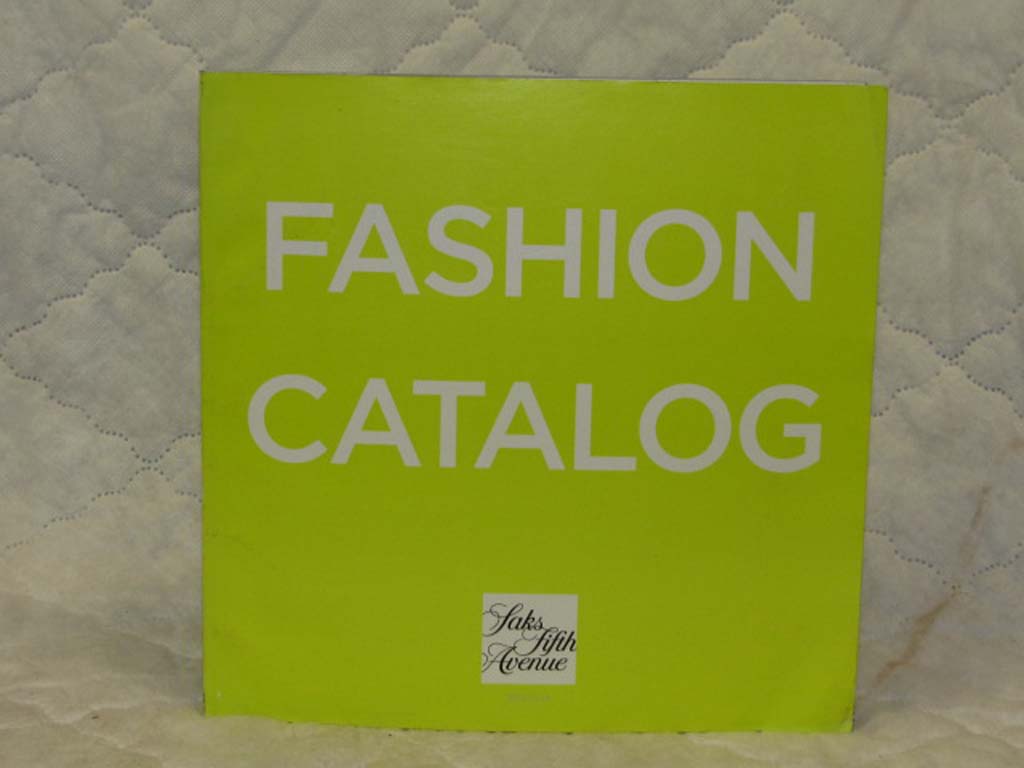 Saks Fifth Avenue: Saks Fifth Avenue Fashion Catalog
