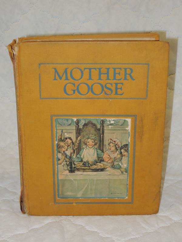 Mc. Loughlin Bros: The Big Book of Nursery Rhymes MOTHER GOOSE