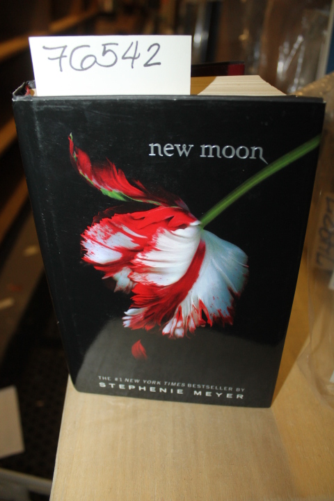Meyer, Stephenie: New Moon