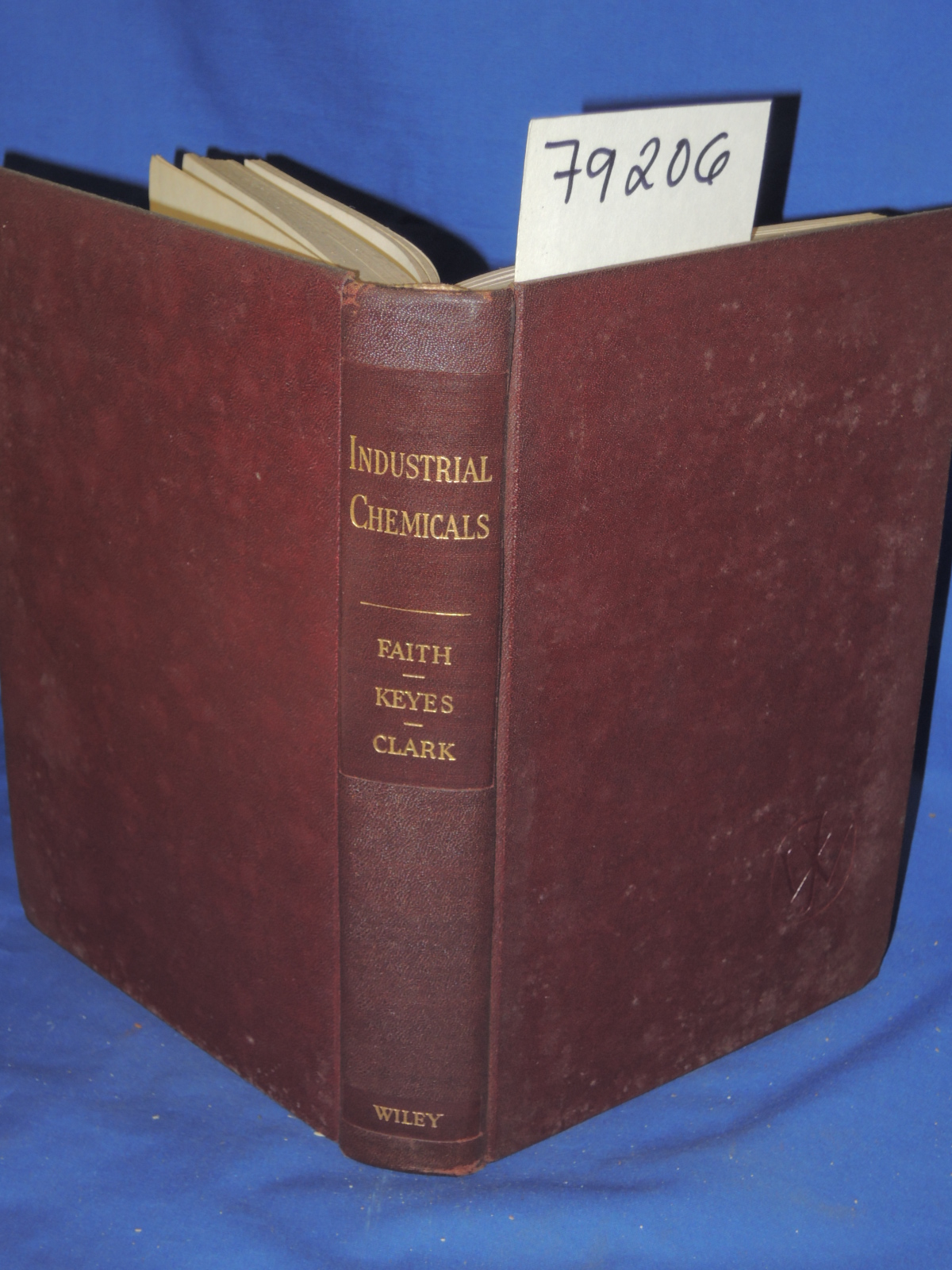 Faith, W.L.;Keyes, Donald B.; Clark Ronald L.: INDUSTRIAL CHEMICALS