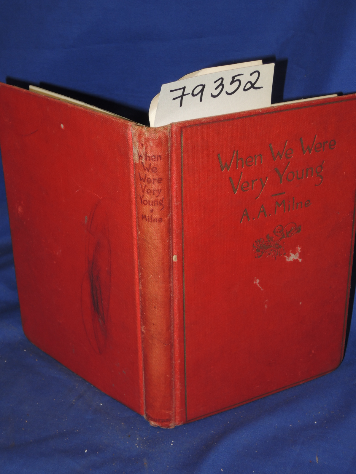 Milne, A.A.: WHEN WE WERE VERY YOUNG