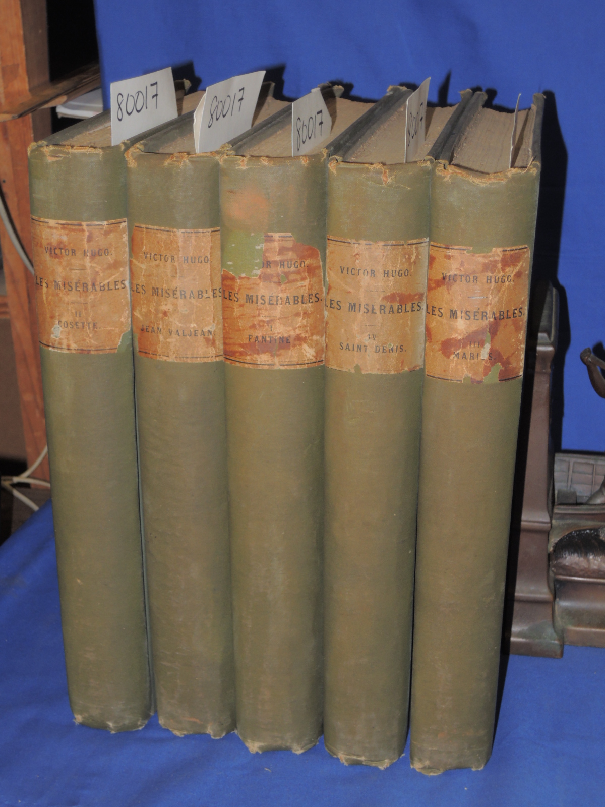 Hugo, Victor: Les Miserables 5 volume set