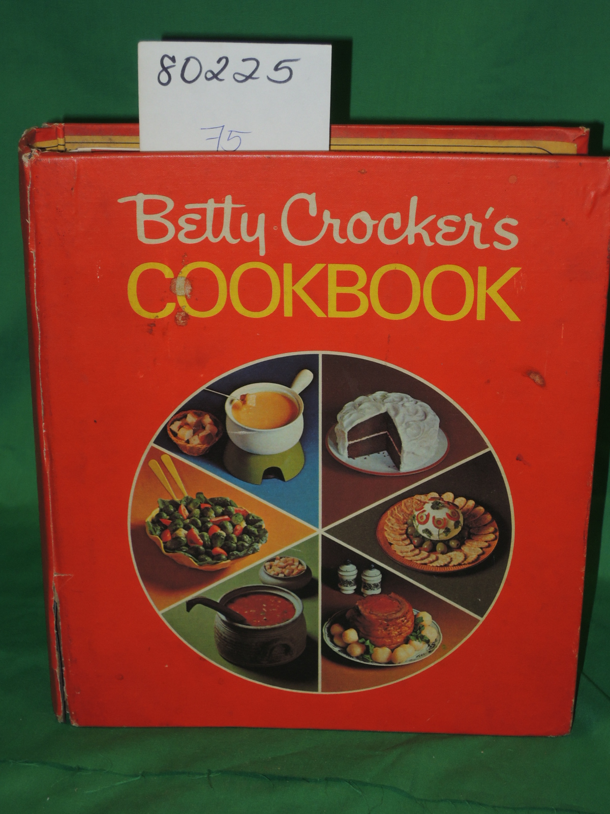 Crocker, Betty: BETTY CROCKER'S COOKBOOK 5 Ring binder