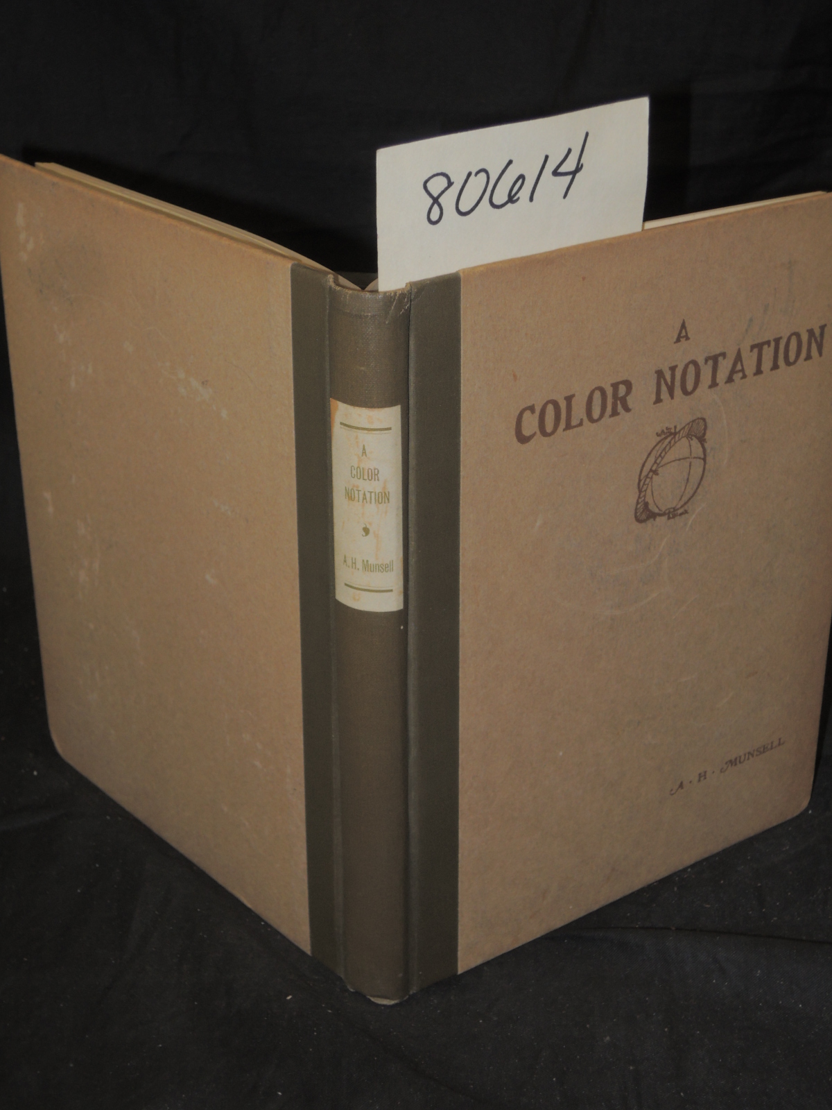 Munsell, A.H.: A Color Notation