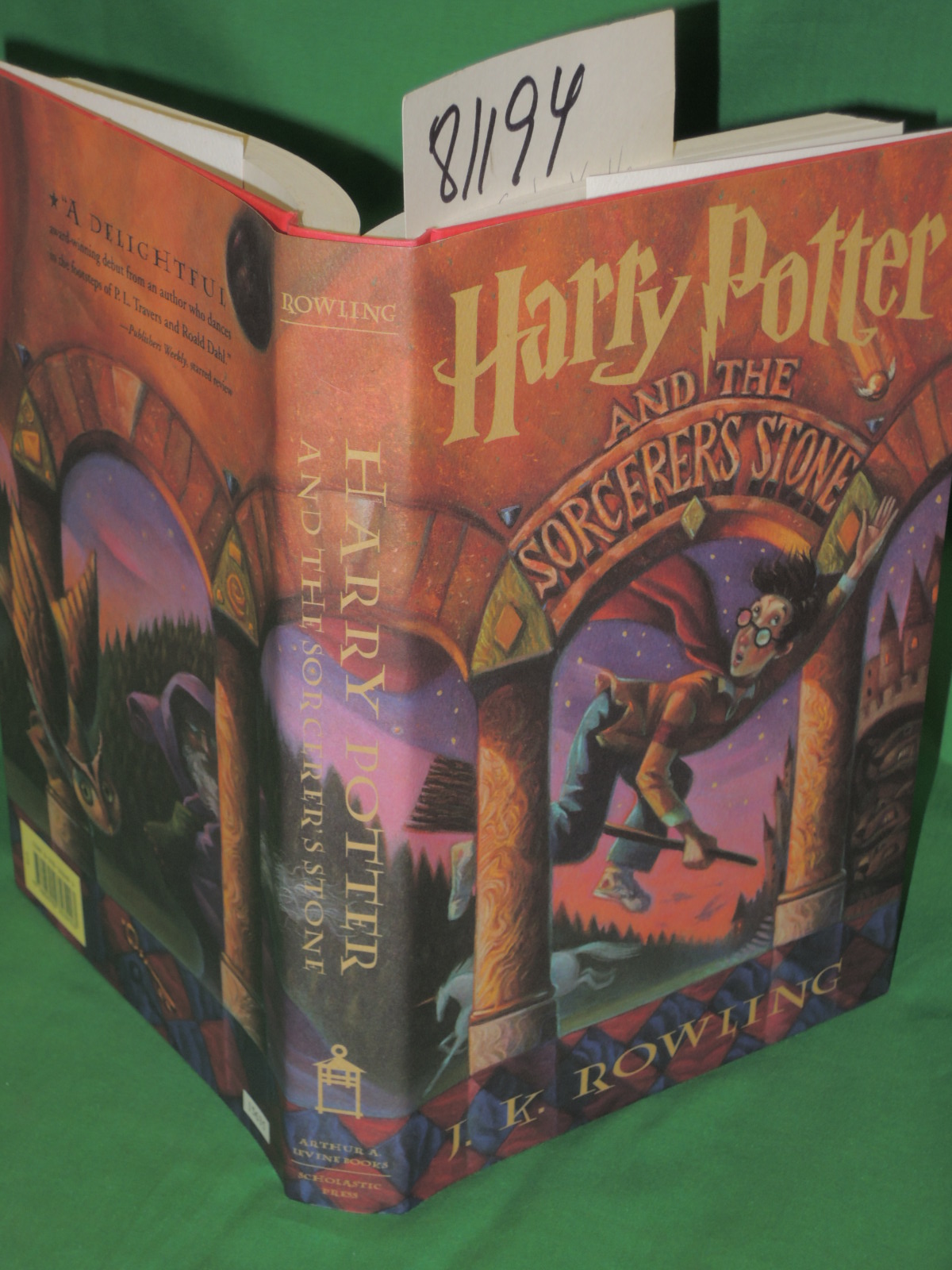 Rowling, J. K.: Harry Potter and the Sorcerer's Stone
