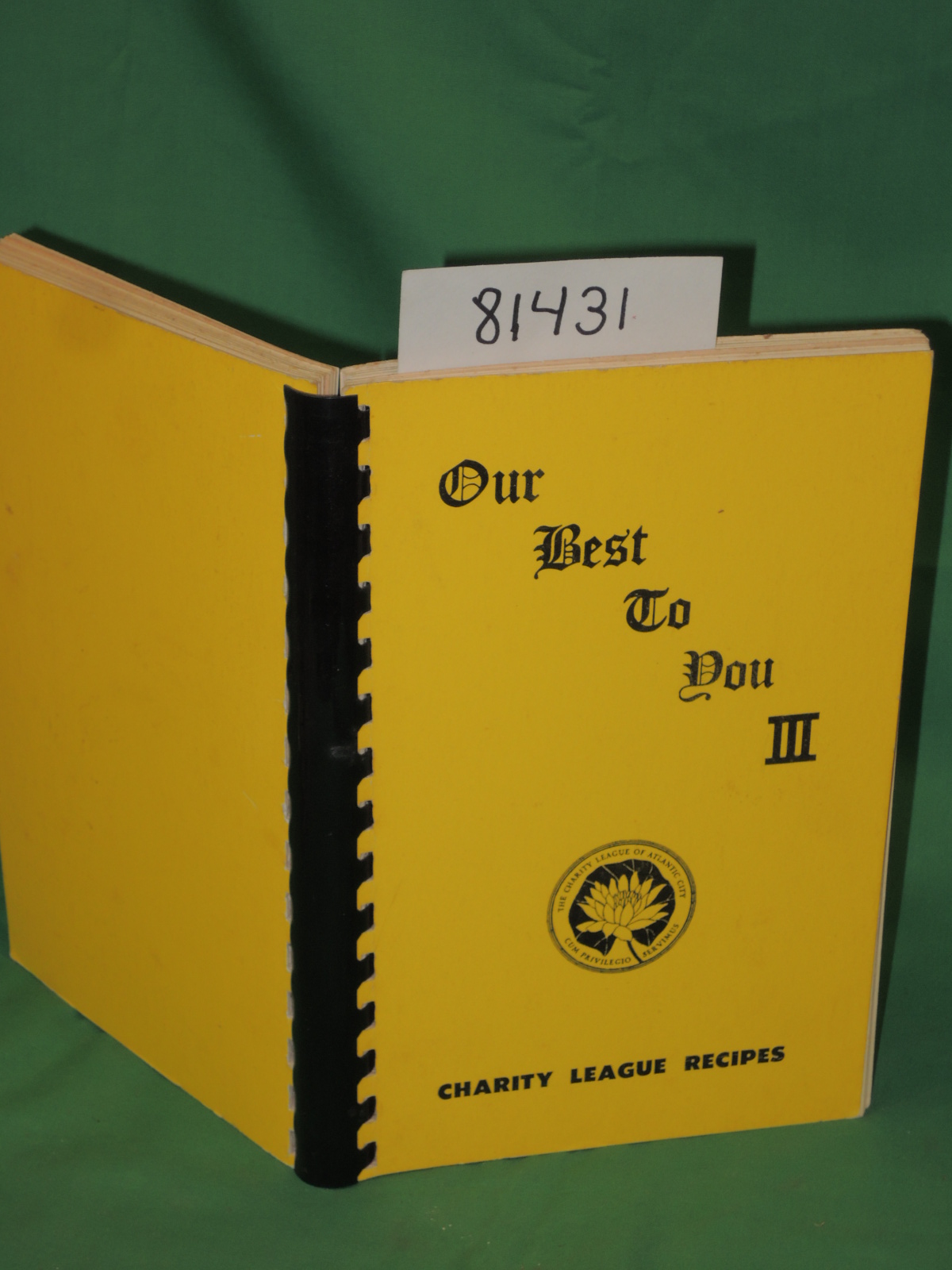 Keates, Martha; Goff, Marianne; Tracy, Barrie Jane: Our Best To You III Cookbook