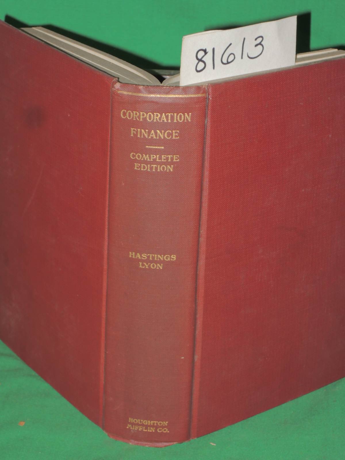 Lyon, Hastings: Corporation Finance Part I Capitalization Part II: Distributi...