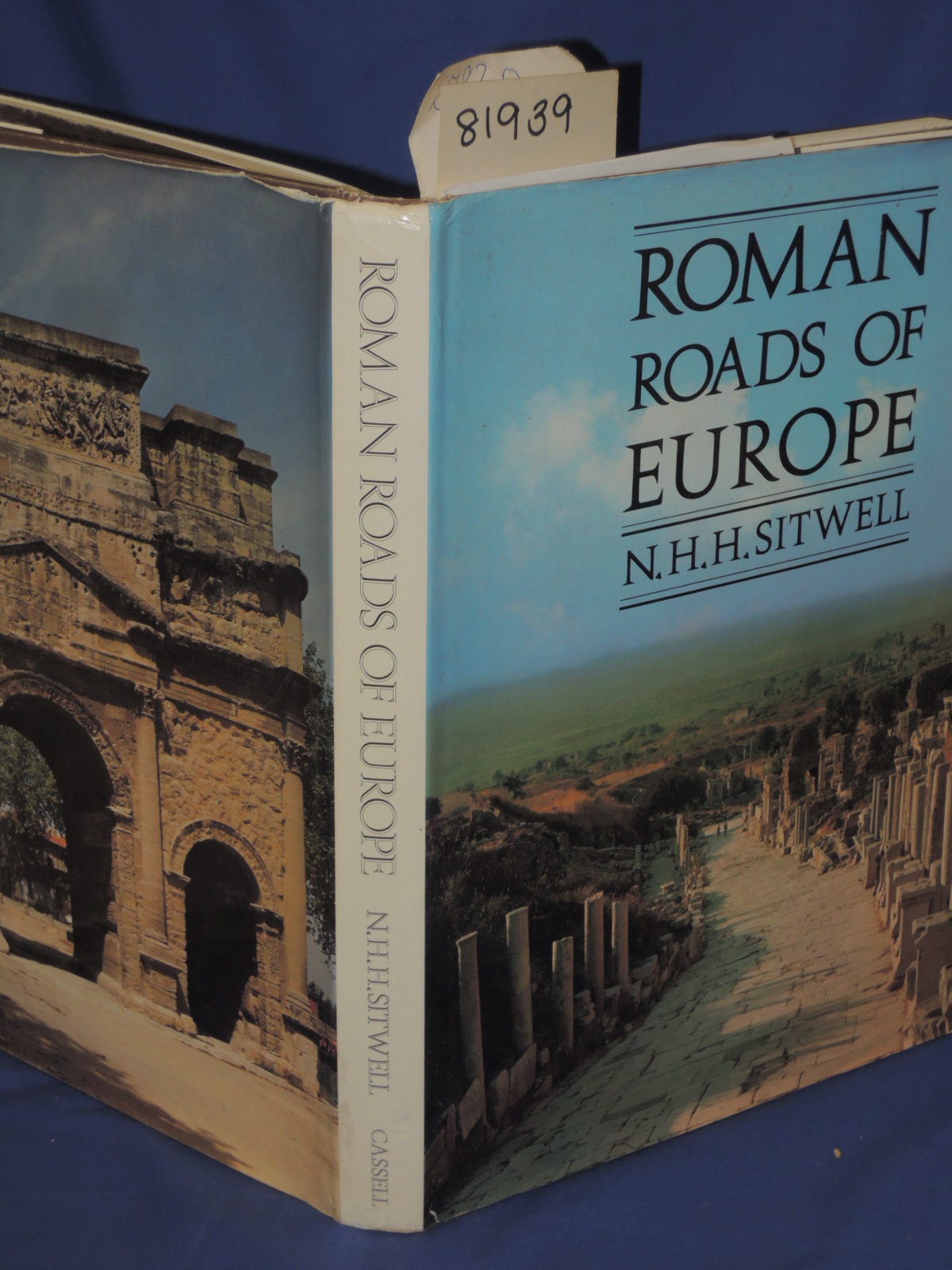 Sitwell, N.H.H.: Roman Roads of Europe