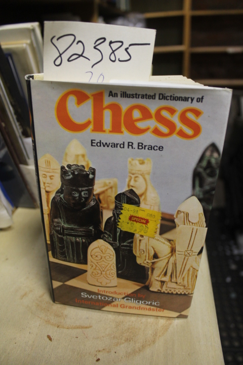 Brace, Edward R: An Illustrated Dictionary of Chess