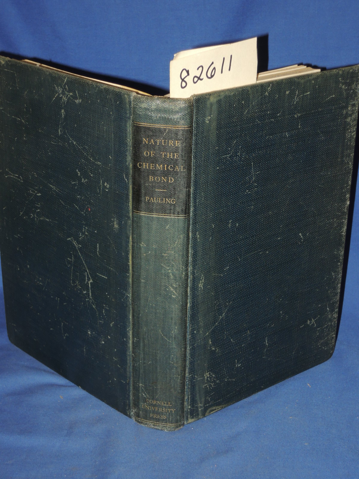 Pauling, Linus: The nature of the chemical bond and the structures of molecul...