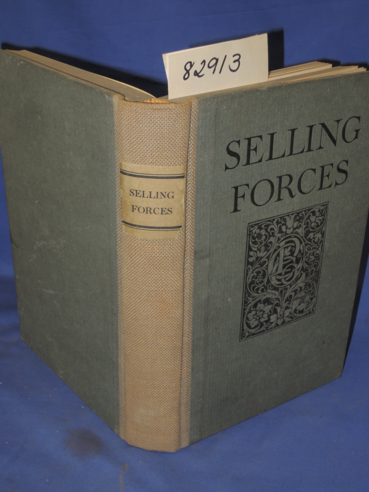 Walsh, Richard J.: Selling Forces  (Advertising in National Periodicals)