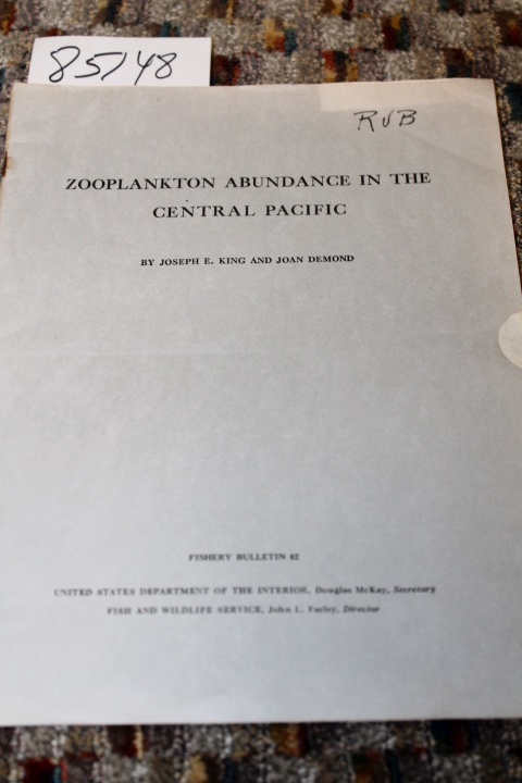 King, Joseph E.; DEmond, Joan: ZOOPLANKTON ABUNDANCE IN THE CENTRAL PACIFIC
