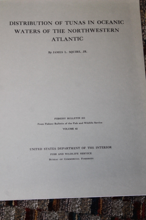 Squire Jr., James L.: DISTRIBUTION OF TUNAS IN OCEANIC WATERS OF THE NORTHWES...