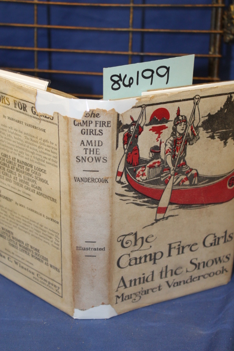 Vandercook, Margaret: The Camp Fire Girls Amid the Snows