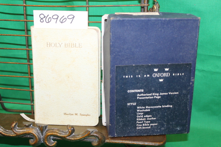Oxford University Press: The Holy Bible Containing the Old and New Testaments