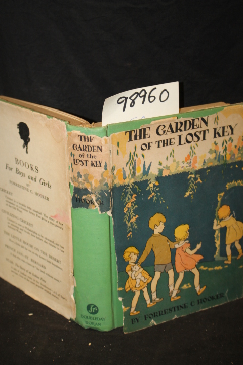 Hooker, Forrestine C.: The Garden of the Lost Key