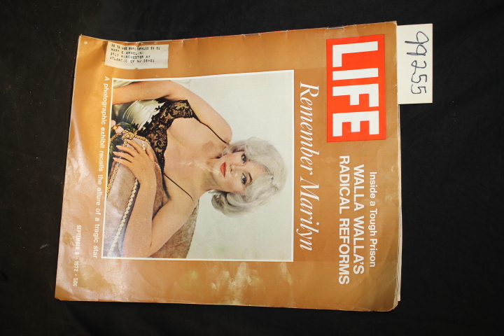Griffith, Thomas (Editor): Life Vol. 73 No. 10 September 8, 1972 Marilyn Monr...