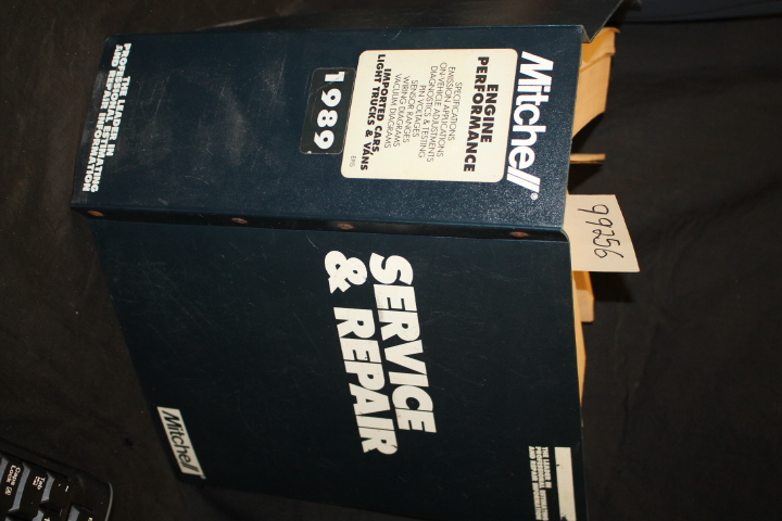 Laumann, Larry [Editor-in-Chief]: Mitchell Engine Performance Service & Repai...