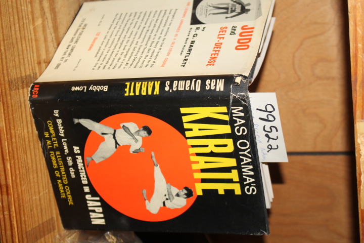 Oyama, Mas; Lowe, Bobby: Mas Oyama's Karate as Practiced in Japan