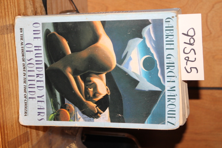 Marquez, Gabriel Garcia: One Hundered Years of Solitude