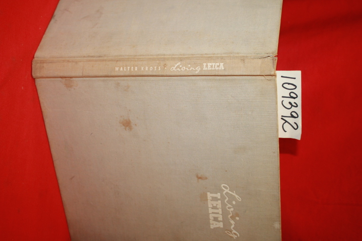 Kross, Dr. Walter: Living Leica