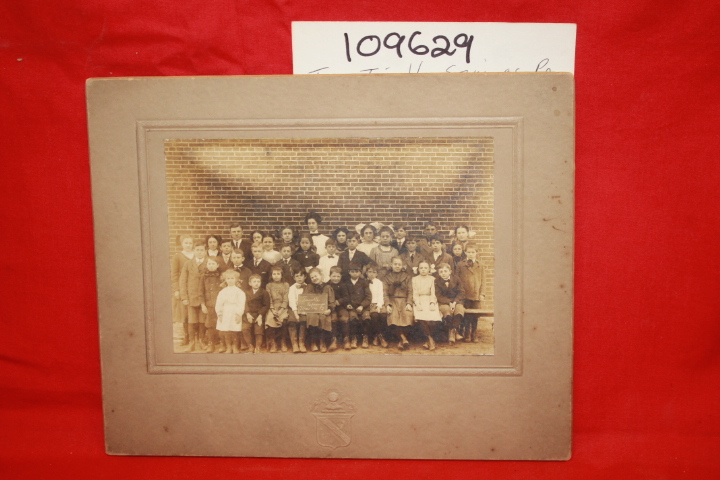 TRINDLE SPRINGS PA.: TRINDLE SPRINGS PA. SCHOOL CLASS PORTRAIT 1912