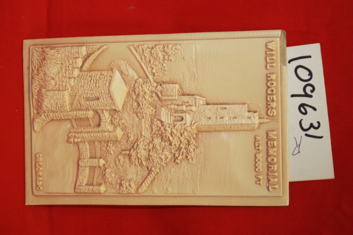 WILL ROGERS MEMORIAL RELIEF POSTCARD: WILL ROGERS MEMORIAL RELIEF POSTCARD