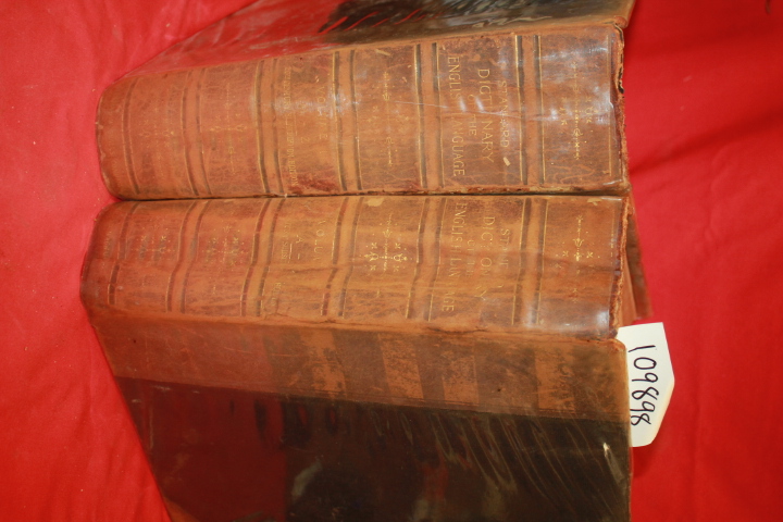 FUNK & WAGNALLS: A STANDARD DICTIONARY OF THE ENGLISH LANGUAGE 2 VOLUMES