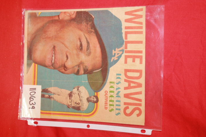 Los Angeles Dodgers: Willie Davis of the Los Angeles Dodgers