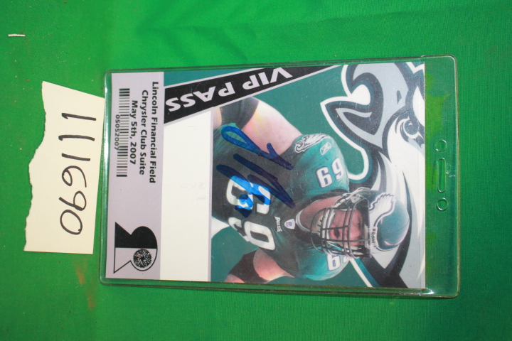 Philadelphia Eagles: 2007 VIP Pass to Philadelphia Eagles Game with player si...