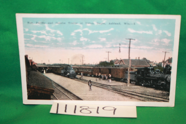 E. C. Kropp Co: North Pacific And Omaha Trains At Union Depot, Ashland, Wisco...