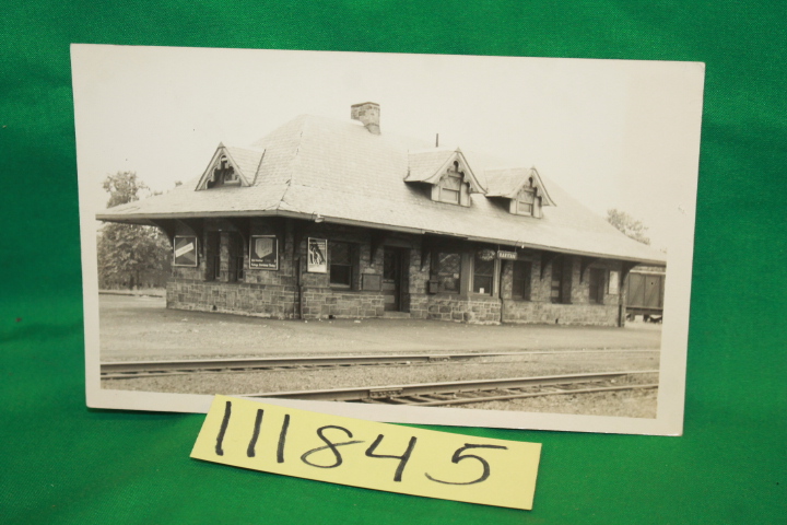 Raritan Station: Photo Reproduction of Raritan Station Post Card