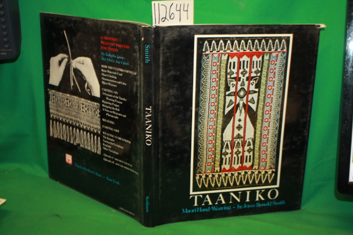 Smith, Joyce Ronald: Taaniko, Maori Hand-Weaving